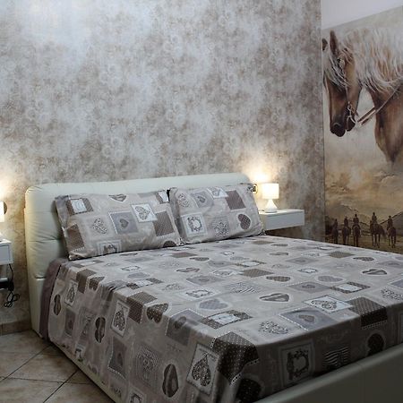 Emotions Bed & Breakfast ฟิวมิชีโน ภายนอก รูปภาพ