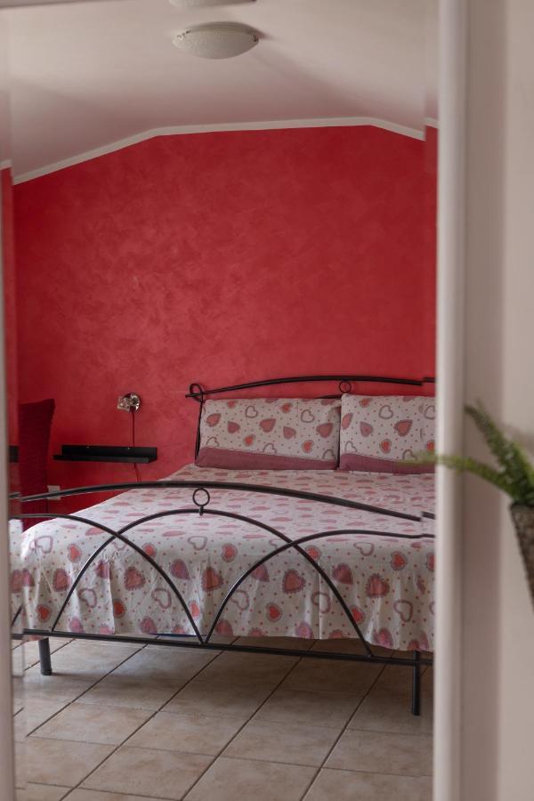Emotions Bed & Breakfast ฟิวมิชีโน ภายนอก รูปภาพ