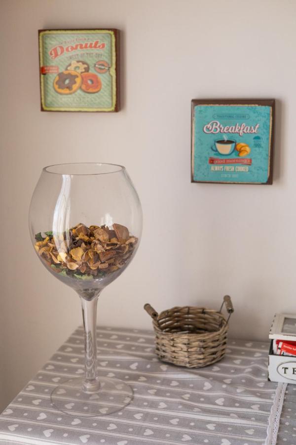 Emotions Bed & Breakfast ฟิวมิชีโน ภายนอก รูปภาพ