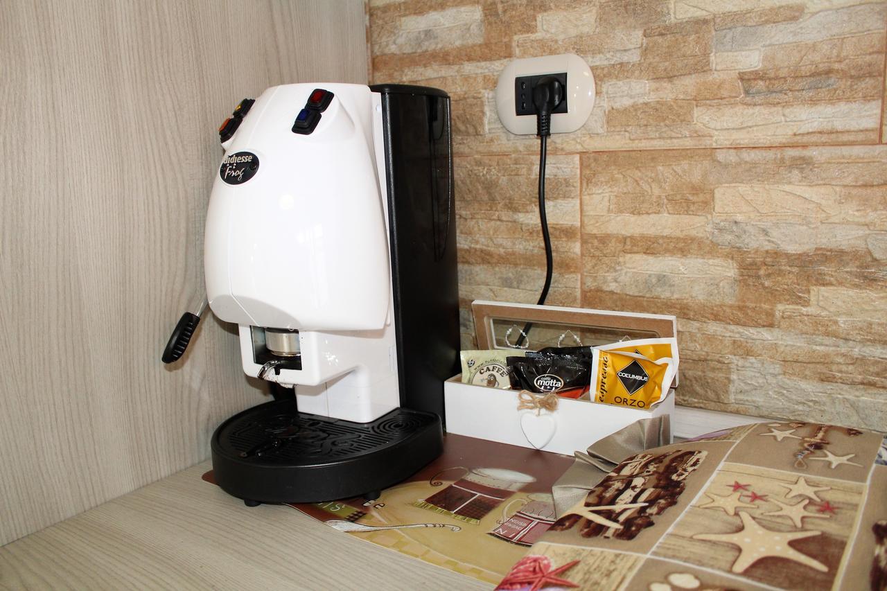 Emotions Bed & Breakfast ฟิวมิชีโน ภายนอก รูปภาพ